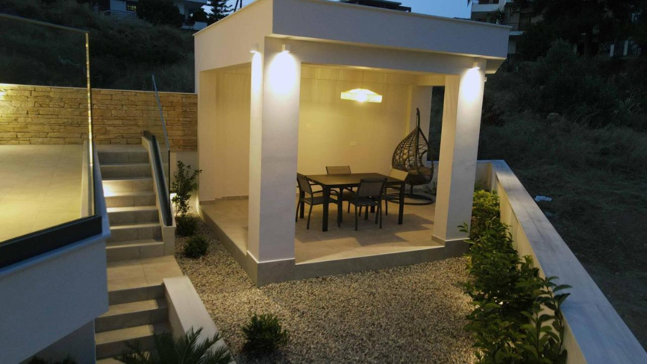 Elia Luxury Residence Chalkís エクステリア 写真