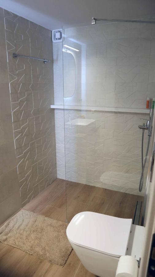 Elia Luxury Residence Chalkís エクステリア 写真