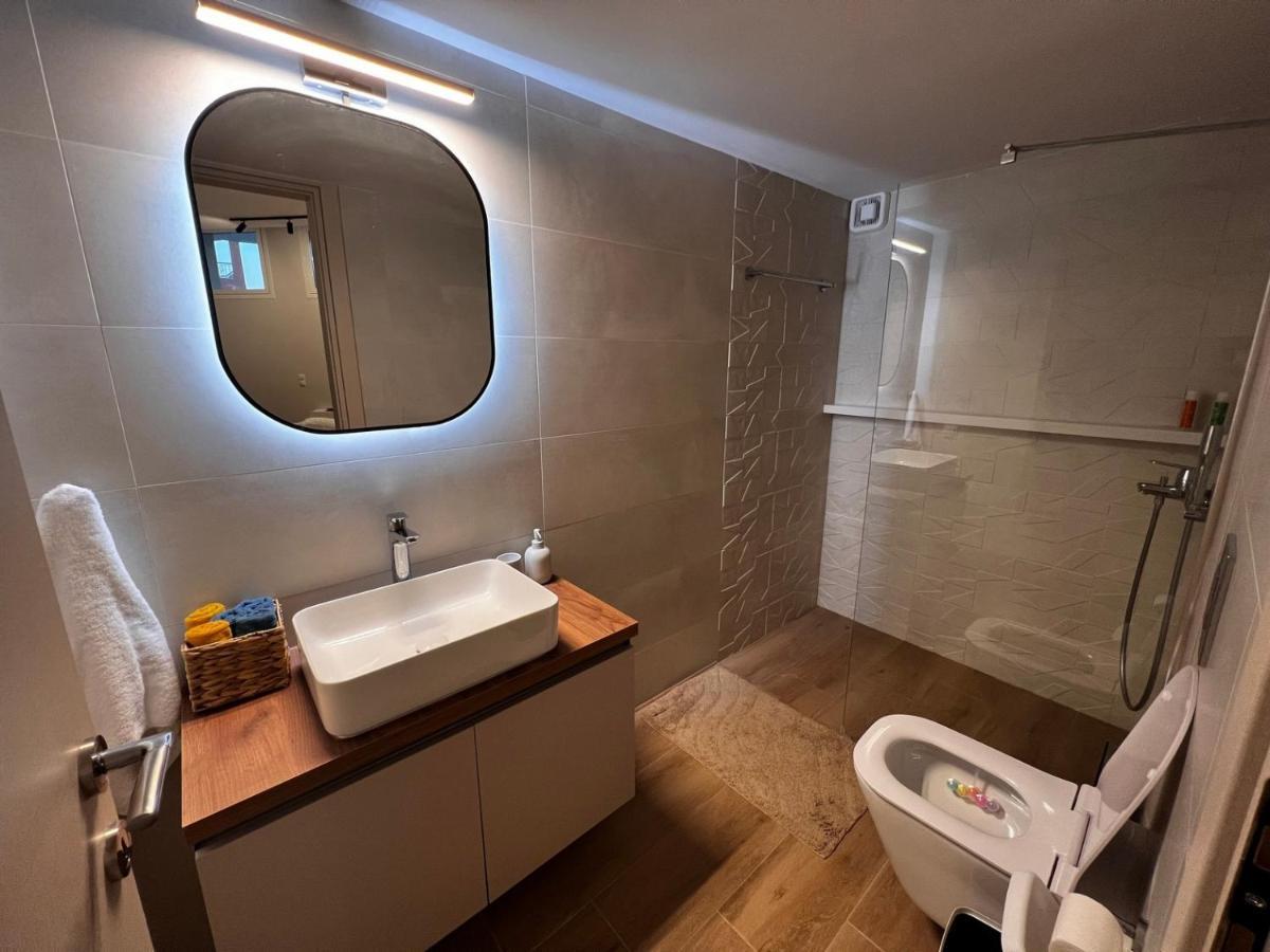 Elia Luxury Residence Chalkís エクステリア 写真