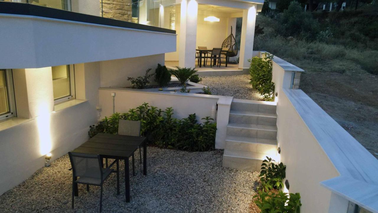 Elia Luxury Residence Chalkís エクステリア 写真